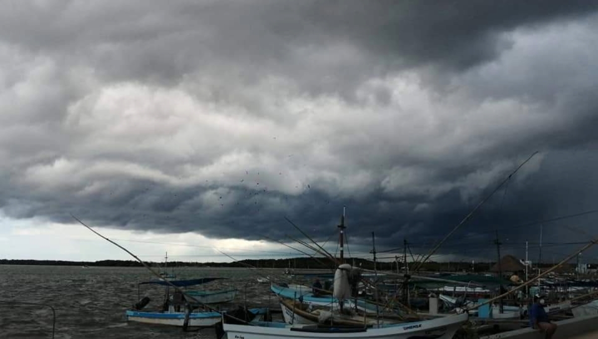 Lluvias de la Tormenta Tropical Idalia afecta actividades pesqueras en las costas de Yucatán