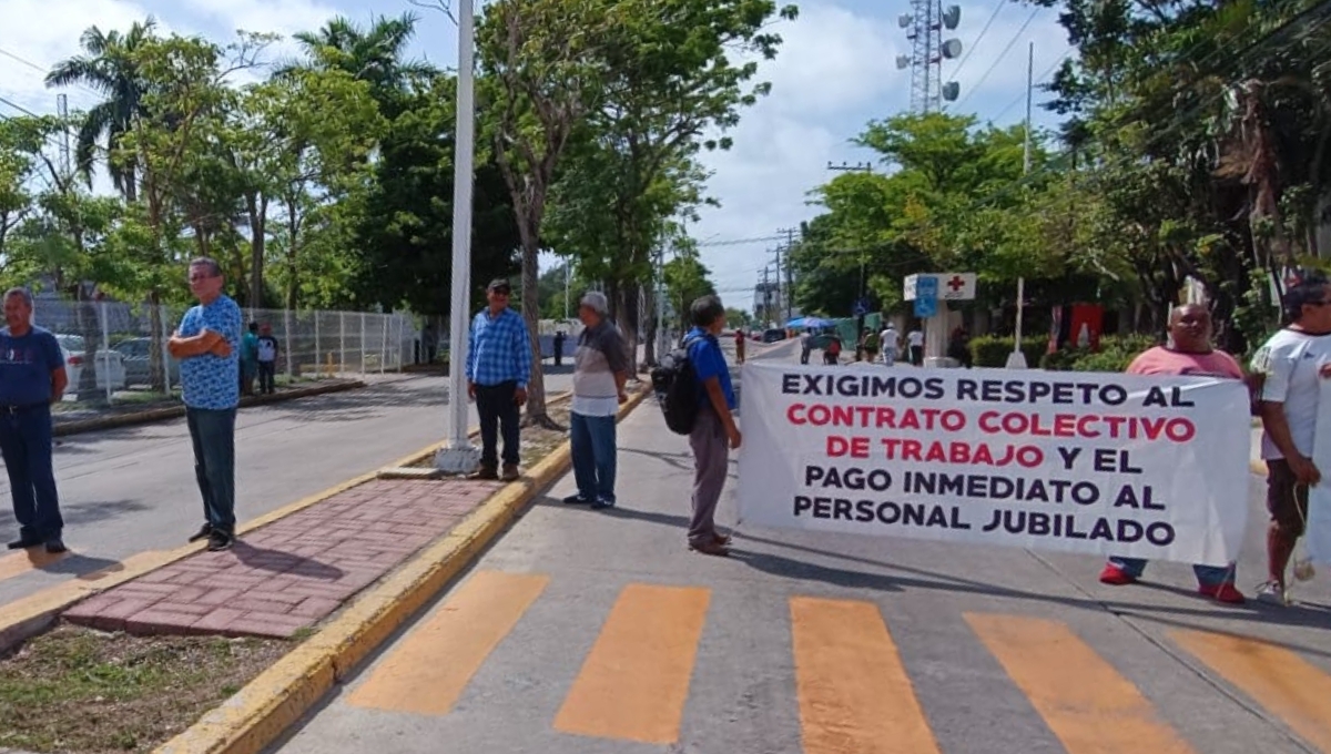 Sindicalizados de la Unacar exigen a la rectoría pago de 14 quincenas atrasadas: EN VIVO