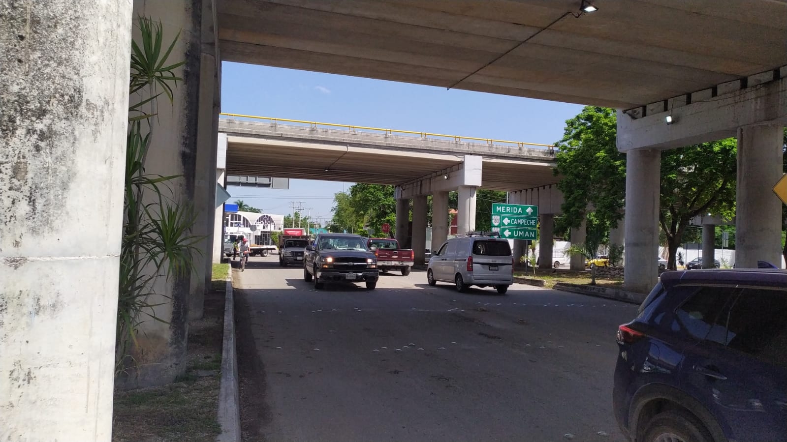 Denuncian a un hombre por causar un accidente en el Periférico de Mérida