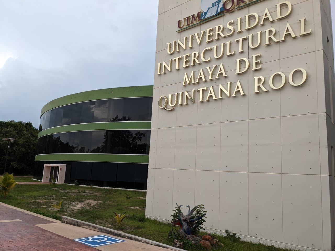 Fue nombrado al nuevo Rector de la Universidad Intercultural Maya de Quintana Roo