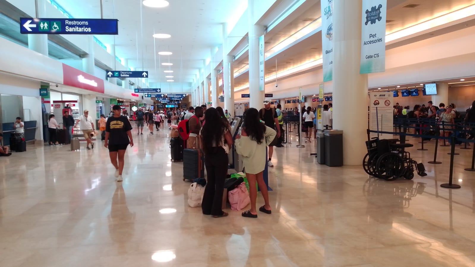 Aeropuerto de Cancún registra 562 vuelos programados este viernes 04 de agosto: EN VIVO