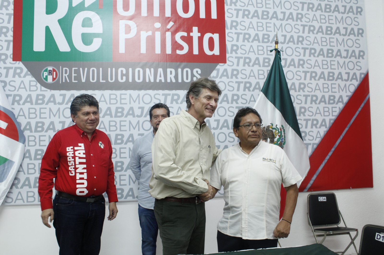 Enrique de la Madrid sostiene reunión con dirigentes de los partidos del Frente Amplio por México en Yucatán