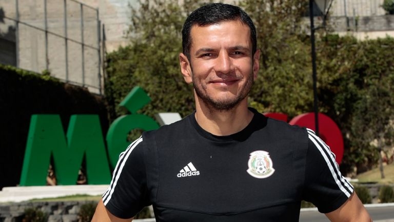 Jimmy Lozano dejaría a la Selección Mexicana para firmar con el Cruz Azul