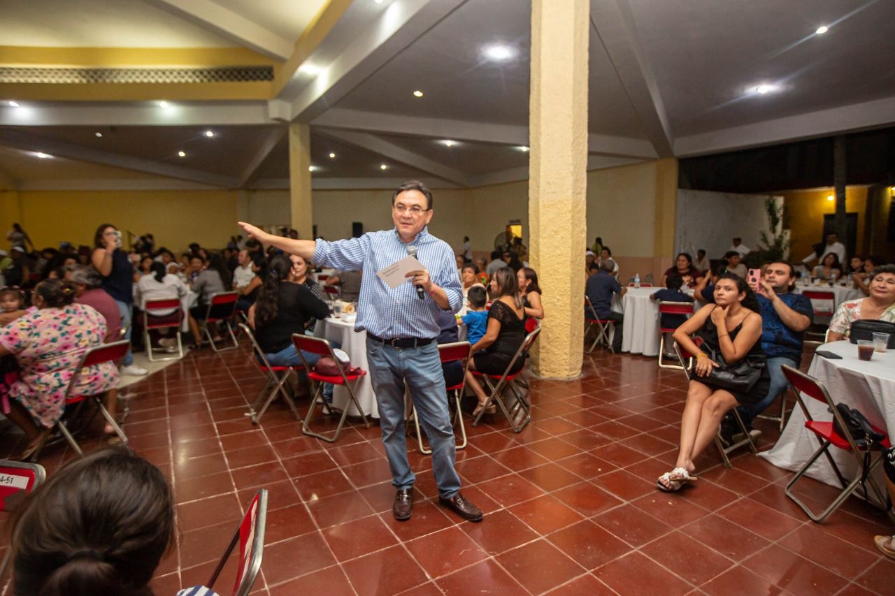 El análisis destacó que Liborio Vidal es el más competitivo para la Gubernatura de Yucatán
