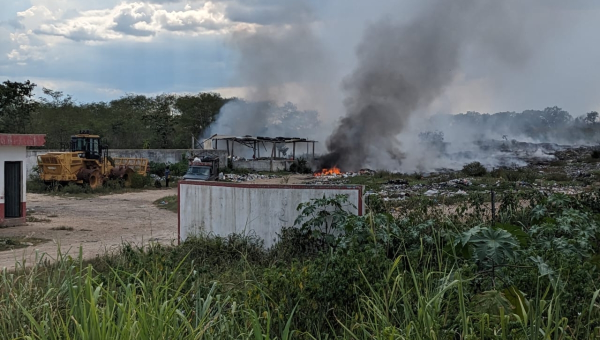 Se incendia basureo municipal de José María Morelos; es la tercera vez en el año