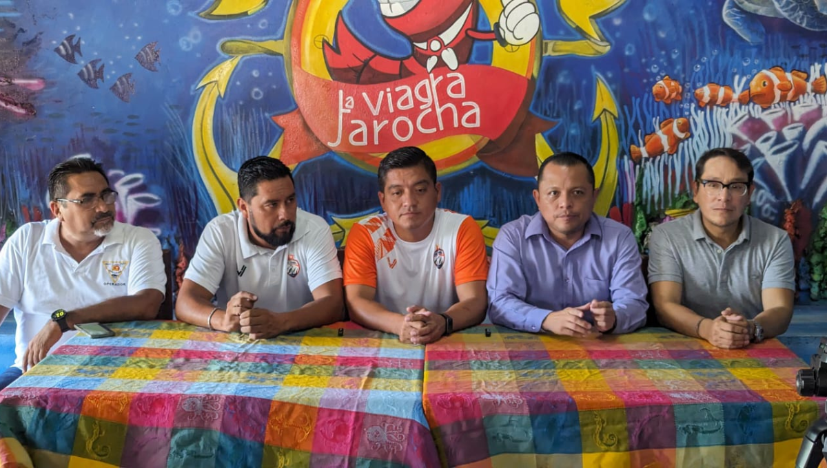 Deportivo Chetumal F.C. presenta a su nuevo Director Técnico