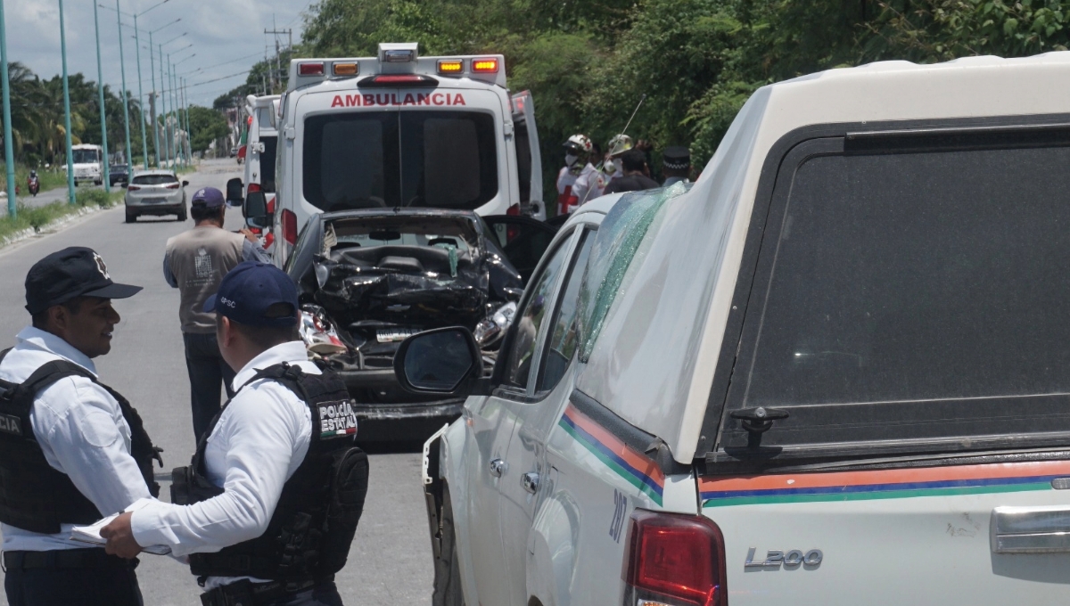 Choque por alcance en Campeche deja un auto en pérdida total