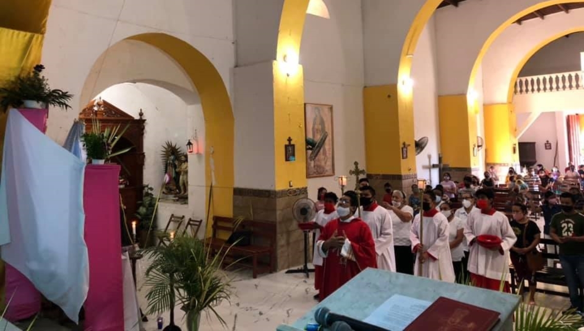 Iglesia de Tekal de Venegas se inunda por las lluvias; exigen al INAH su reparación