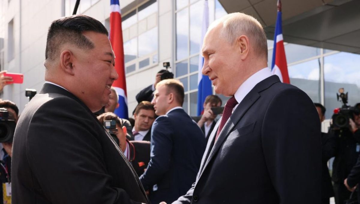 Los presidentes de Rusia, Vladimir Putin y Corea del Norte, Kim Jong-un sostienen una cumbre que se sigue de cerca la Comunidad Internacional