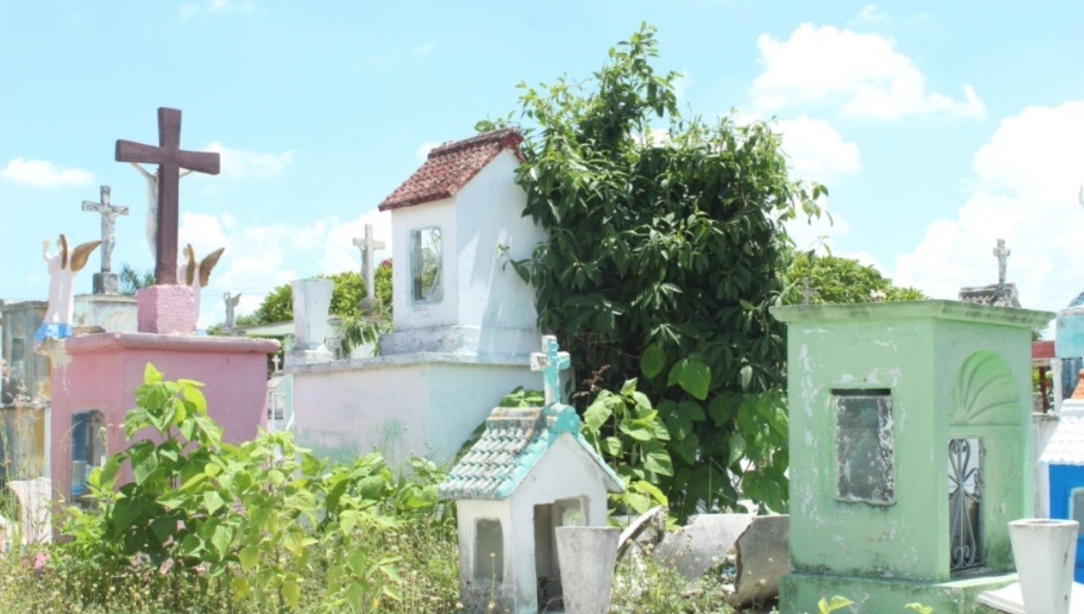Ayuntamiento de Mérida deja sin fosas al cementerio Xoclán; sólo quedan 500 disponibles