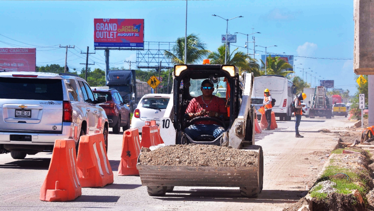 Cancún: Ultiman trabajos del distribuidor vial del aeropuerto; AMLO cortará listón inaugural