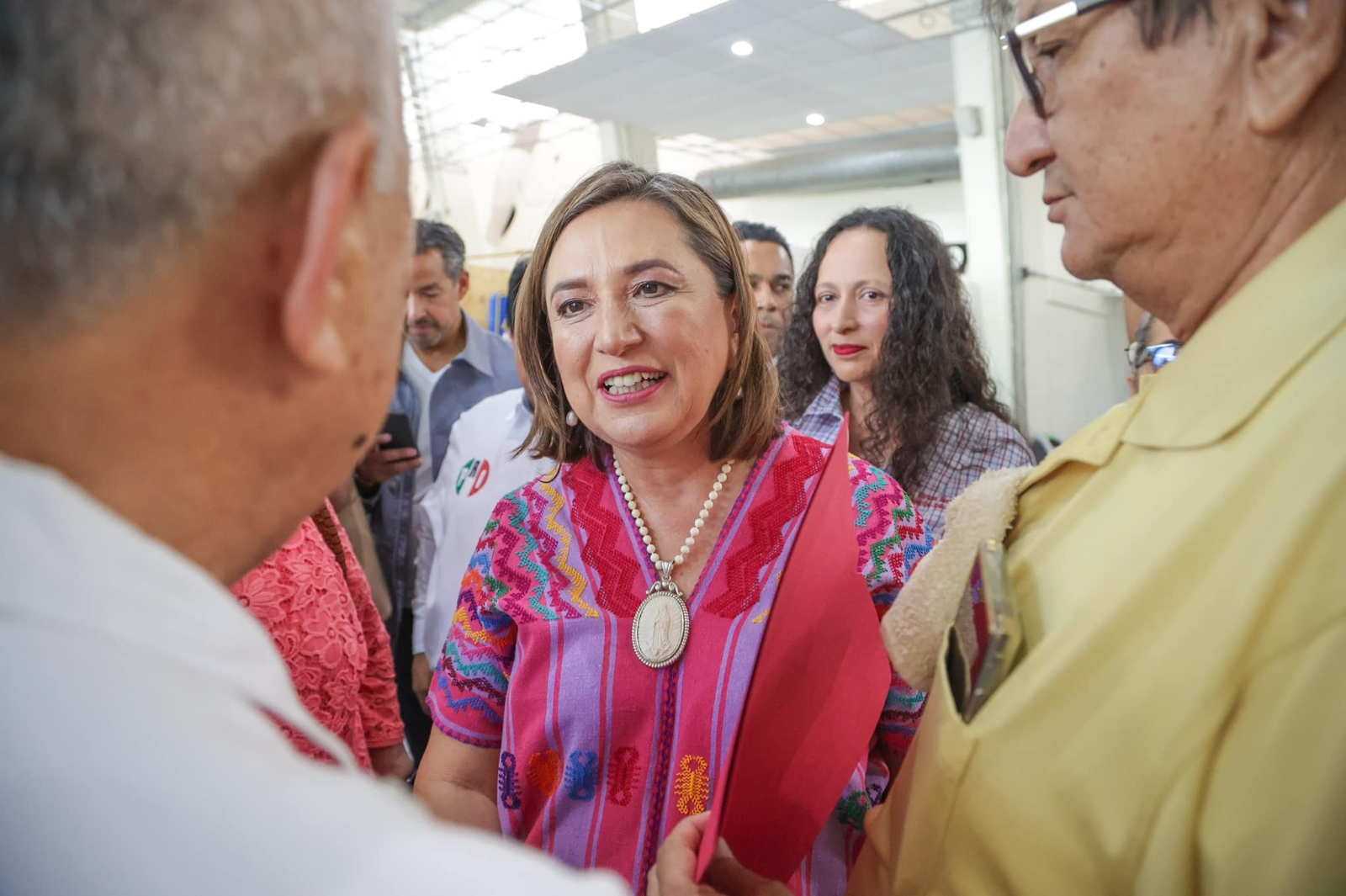 Xóchitl Gálvez llega a Ciudad del Carmen para reunirse con empresarios
