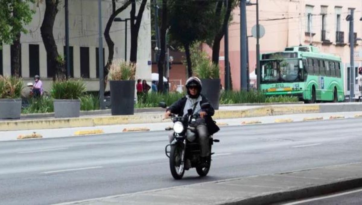 A partir de esta domingo 24 de septiembre, los motociclistas de la CDMX deberán acatar las nuevas medidas del Regflamento de Tránsito