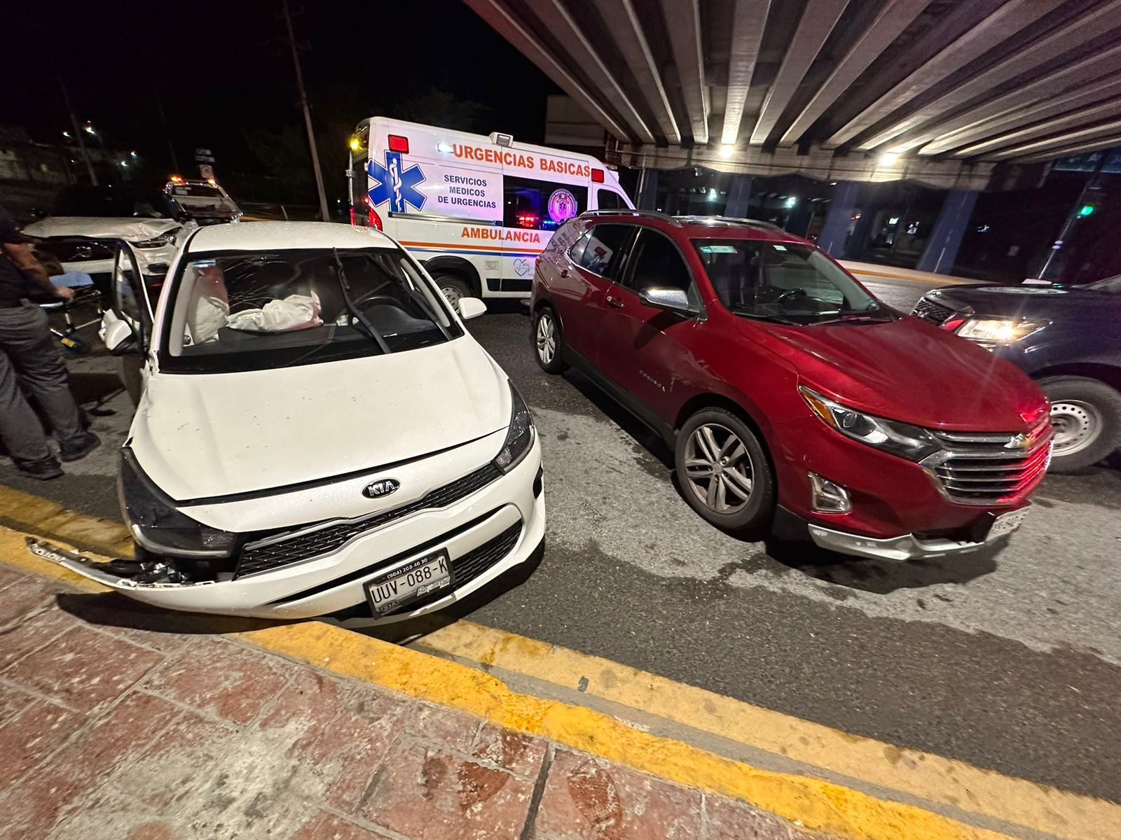 Choque entre conductores ebrios en Playa del Carmen deja a una mujer embarazada herida