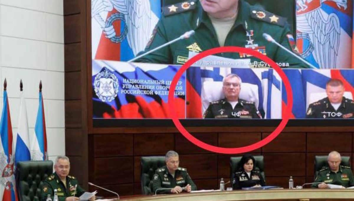 El comandante de la flota rusa en el Mar Negro, Viktor Sokolov, apareció en una reunión con oyros mandos militares, desmintiendo su supuesta muerte