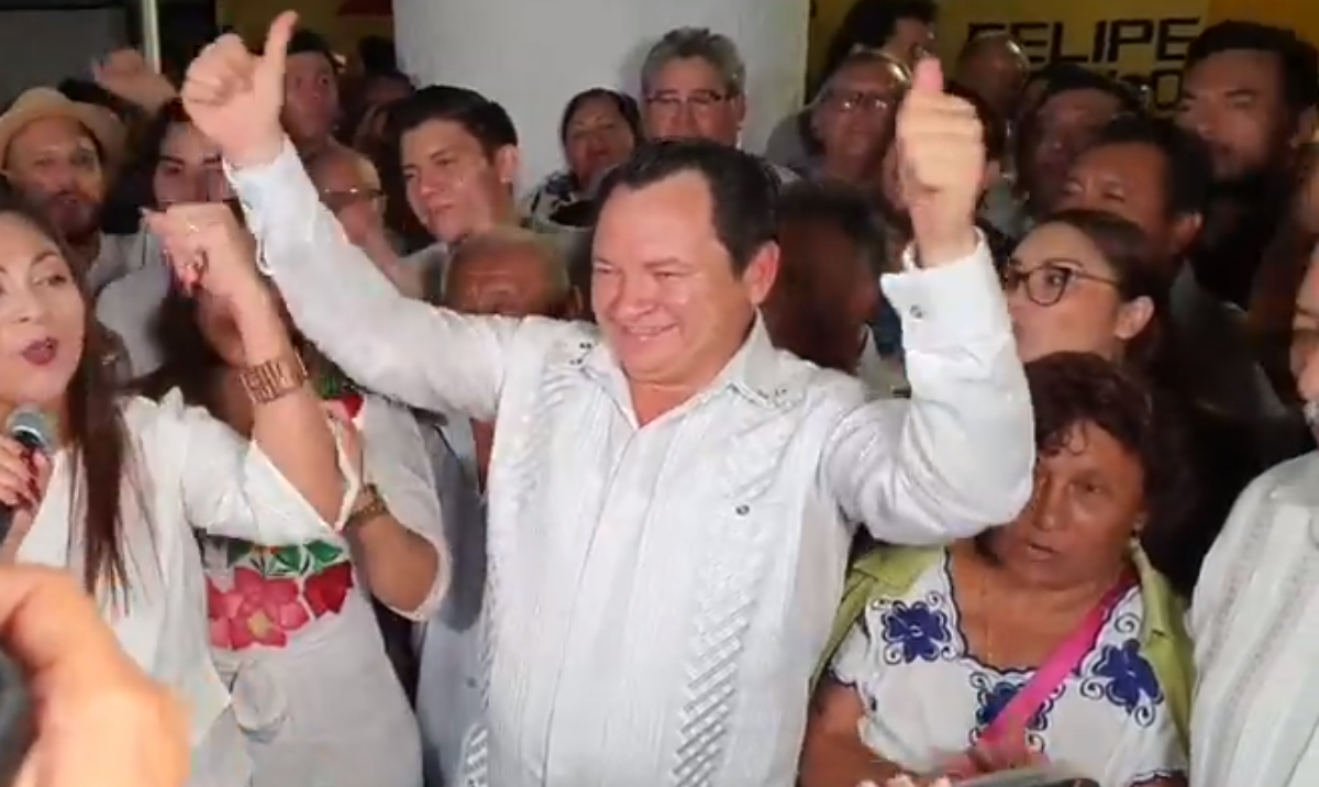 Joaquín Díaz Mena se registra como aspirante de Morena a la gubernatura de Yucatán: VIDEO
