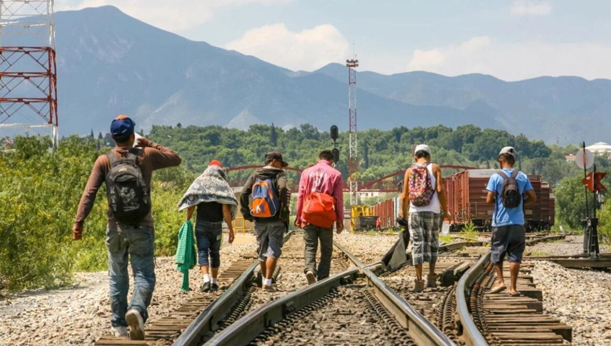 México invitará a 10 países para tratar el tema migratorio
