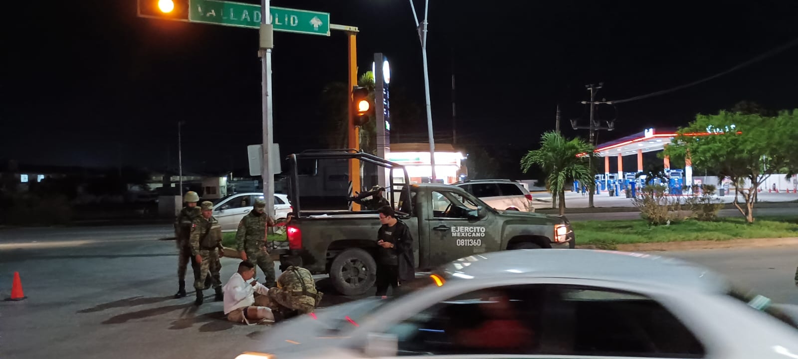 Militares protagonizan accidente de tráfico en Cancún
