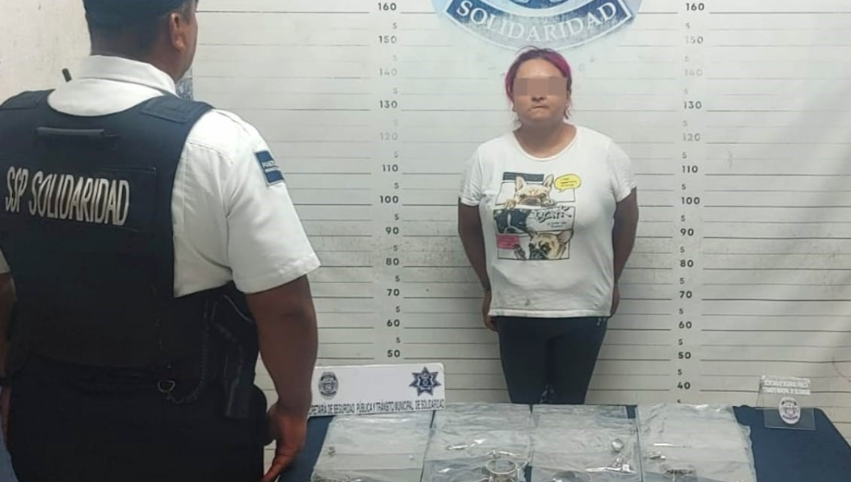 Arrestan en Playa del Carmen a ladrona de una joyería en la Quinta Avenida