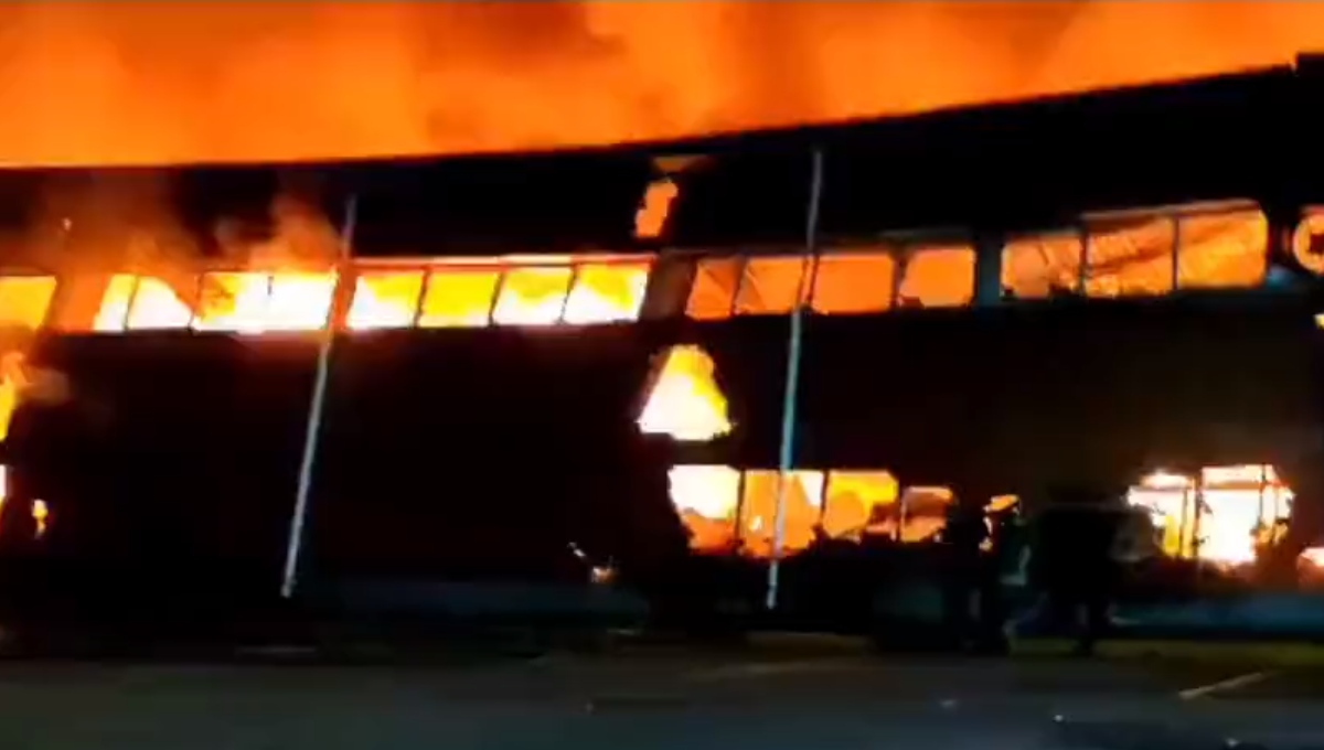 Las bodegas del IMSS de Vallejo ardieron