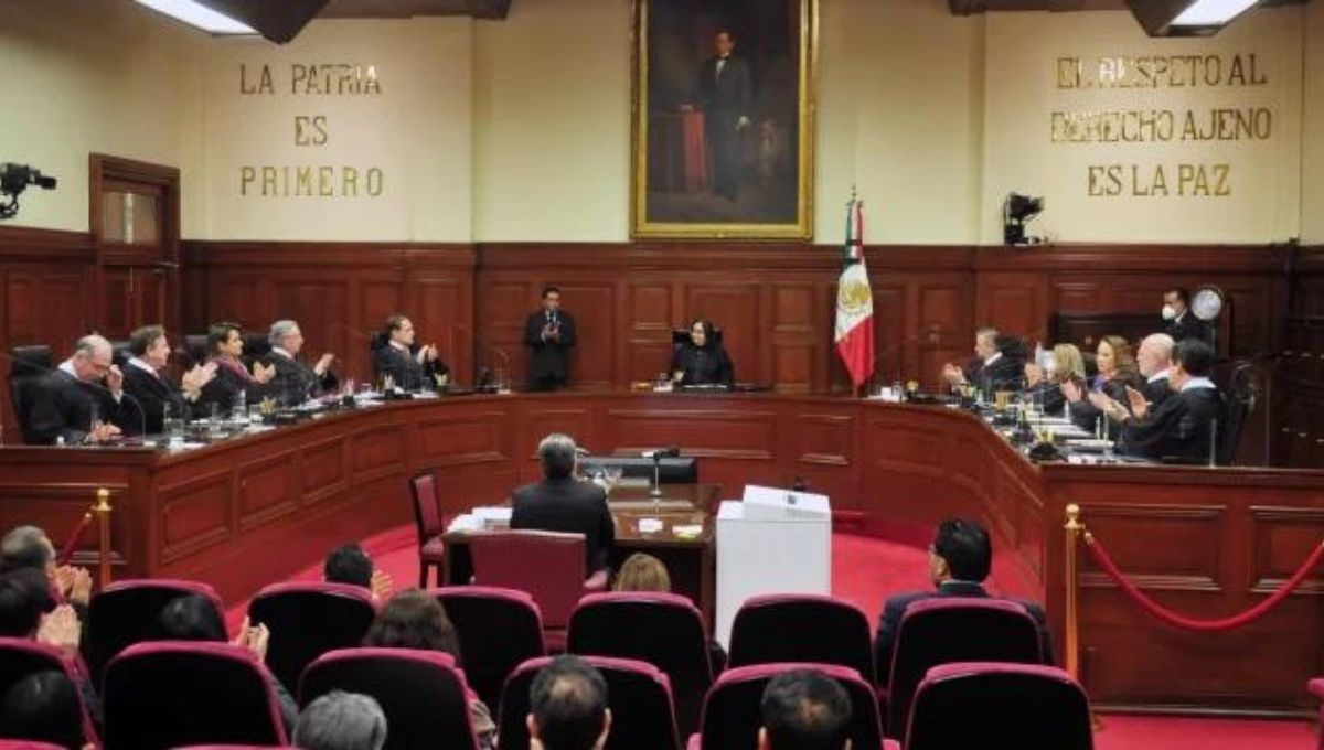 López Obrador critica que no se pueda conocer el salario de los Ministros de la SCJN