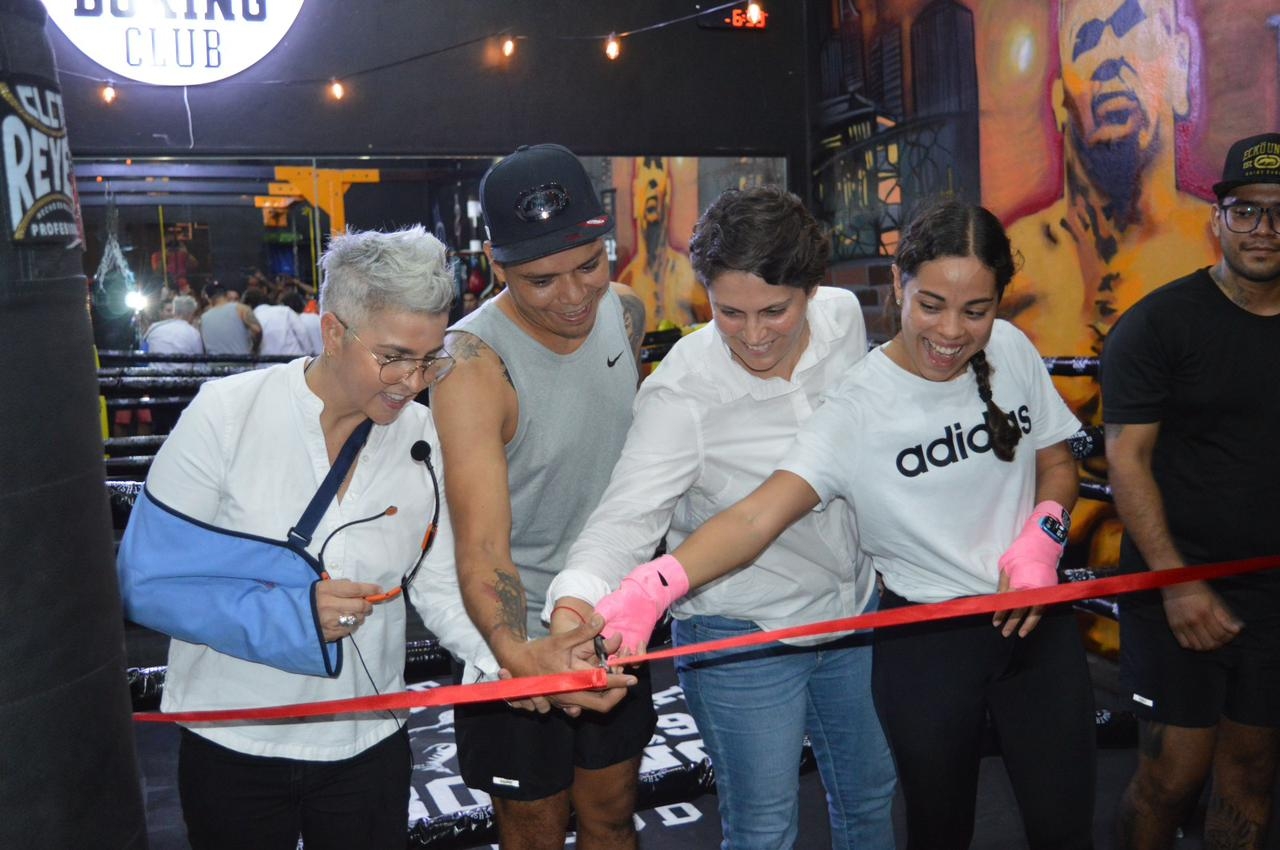 Federica Quijano fue madrina en la inauguración del centro de boxeo en Mérida