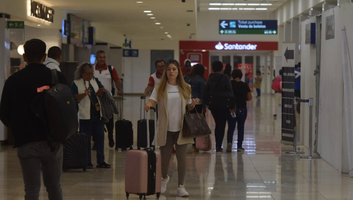 Aeroméxico deja varados a pasajeros por cancelar 17 vuelos durante una semana en Mérida