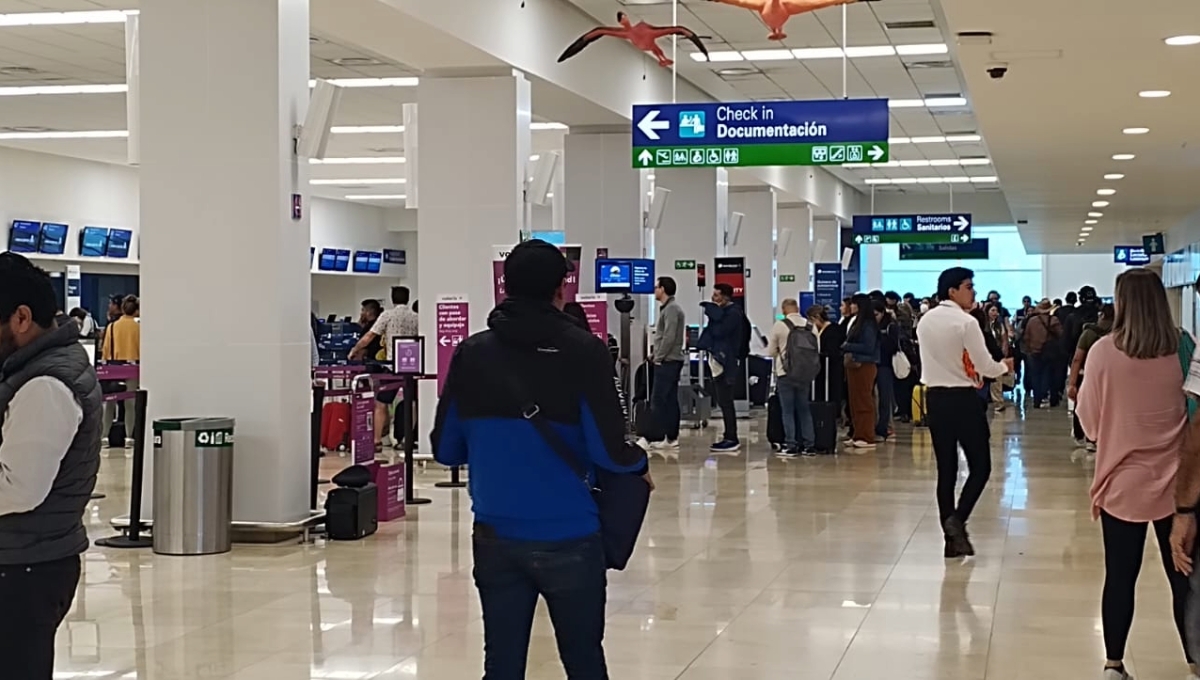 VivaAerobus y Aeroméxico cancelan vuelo Mérida-CDMX por fallas mecánicas