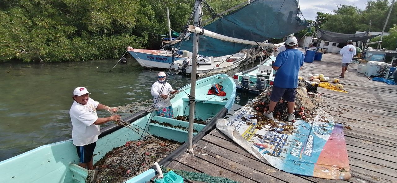 Pescadores de Isla Mujeres piden apoyo gubernamental para renovar su equipo