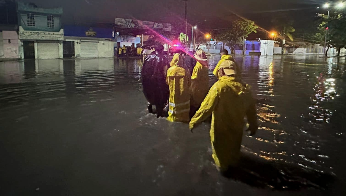 ¡Chetumal, bajo el agua! Fuertes lluvias provocan inundaciones y cierre de calles