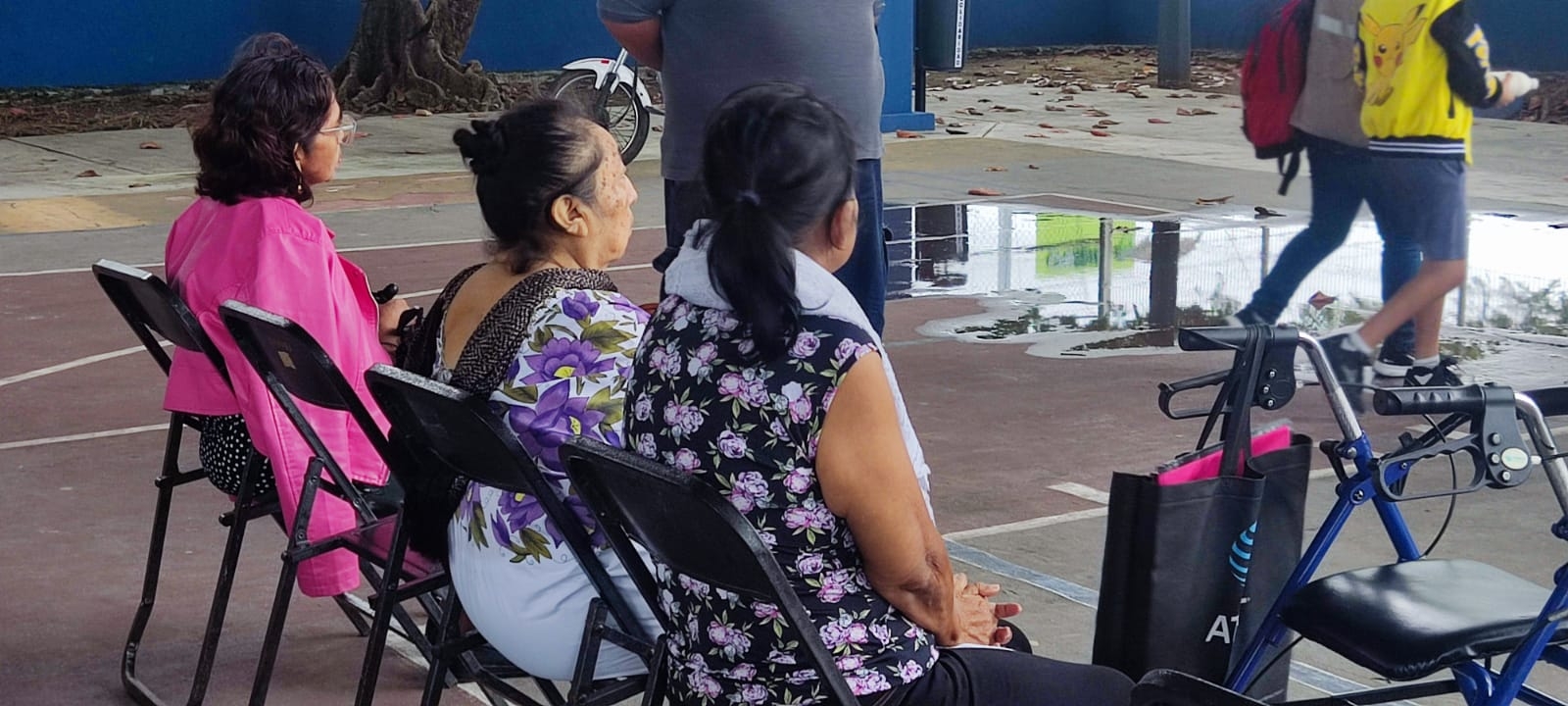 Adultos mayores aprovechan la ampliación del plazo para la Pensión del Bienestar en Playa del Carmen