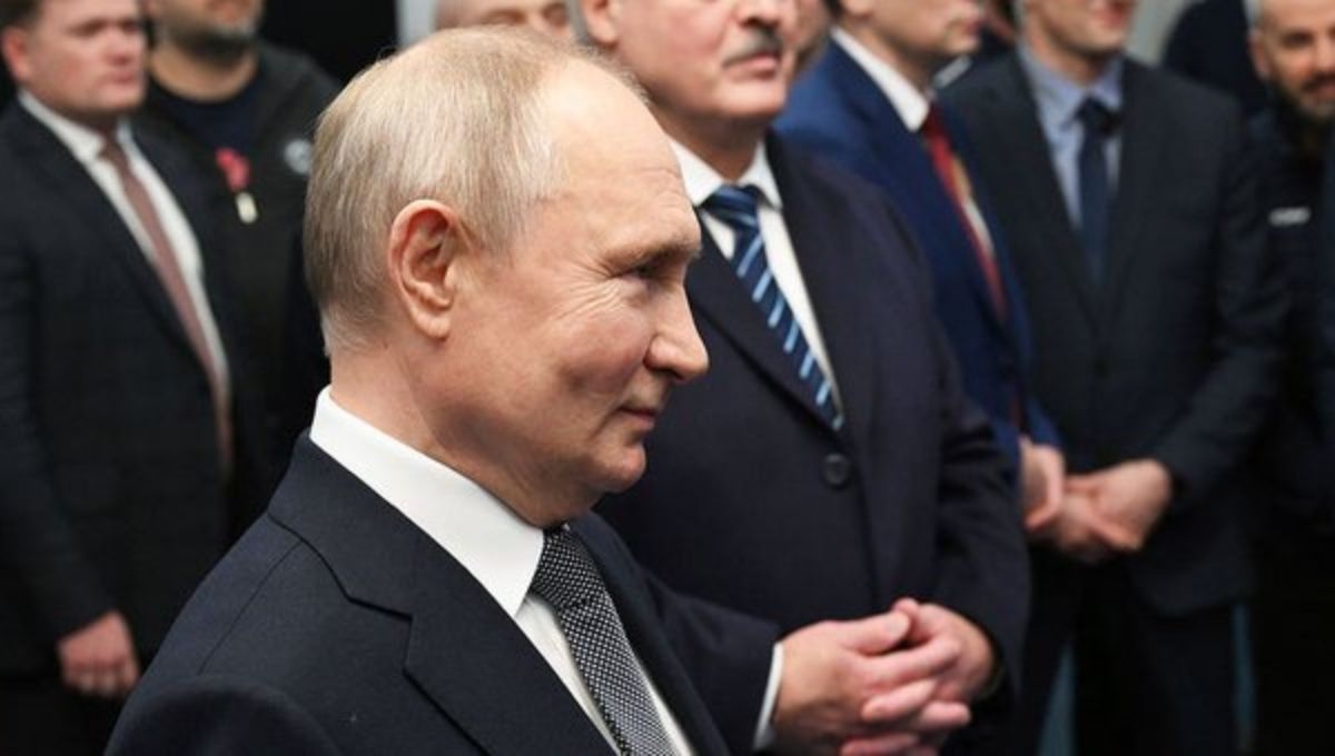 Vladimir Putin se registra como candidato para la elección presidencial en Rusia