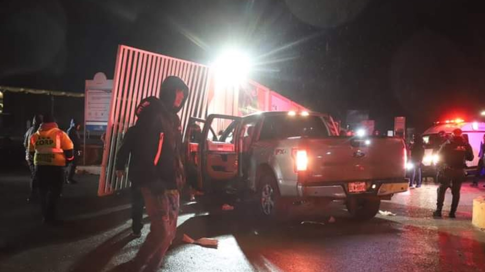 Mujer acusada de atropellar a aficionados de Rayados dice haber perdido el control de la camioneta