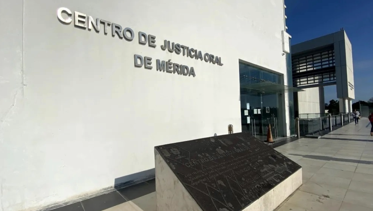 Vinculan a proceso a un hombre por violar a la hija de su pareja en Mérida