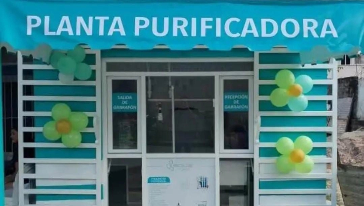 Exhiben a purificadoras de Ciudad del Carmen por vender agua de mala calidad