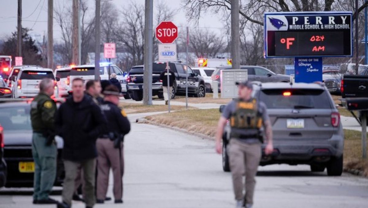 Este jueves se registró un tiroteo en una escuela secundaria de Iowa, Estados Unidos, donde se reportan dos personas muertas