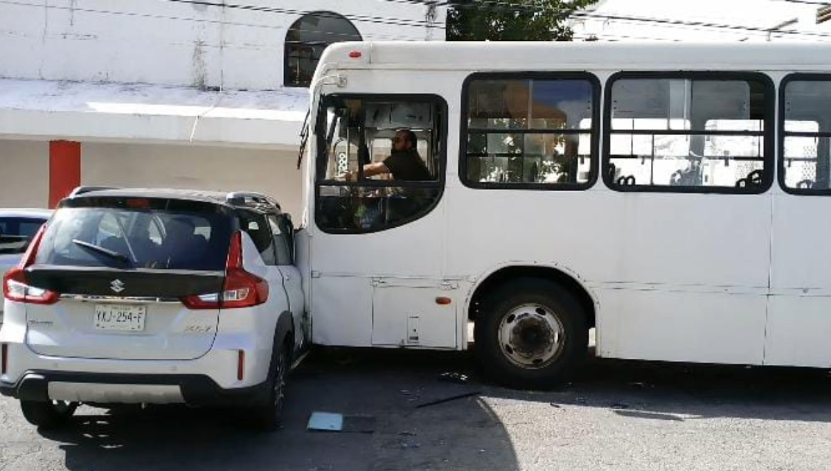 Accidente en Mérida deja a nueve lesionados