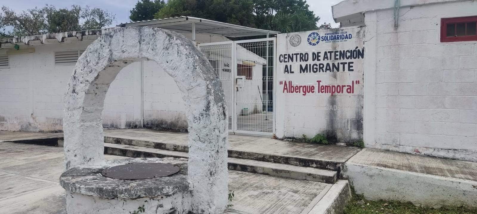 Migrantes, sin apoyo en Playa del Carmen por vacaciones de empleados del albergue temporal