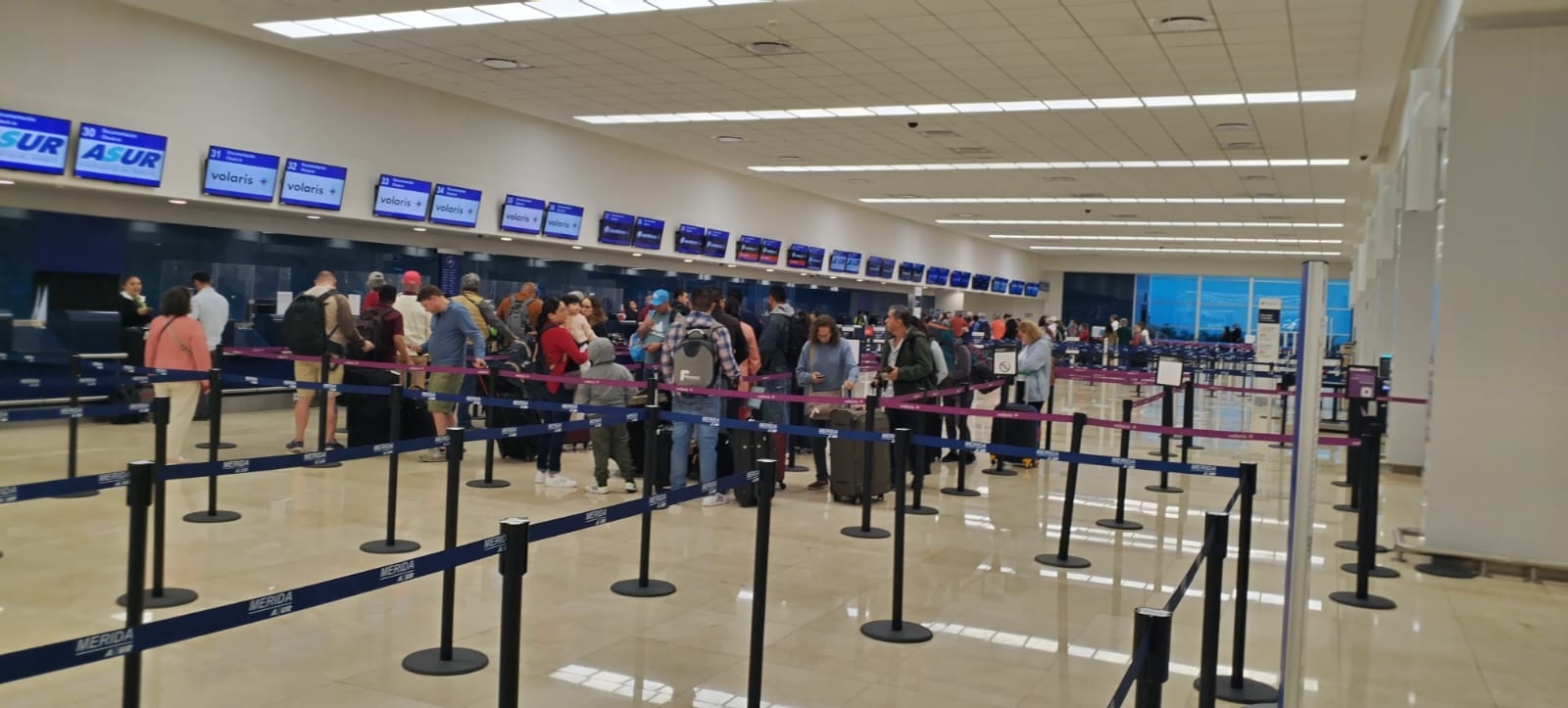 Aeropuerto de Mérida registra dos vuelos retrasados por casi media hora este sábado