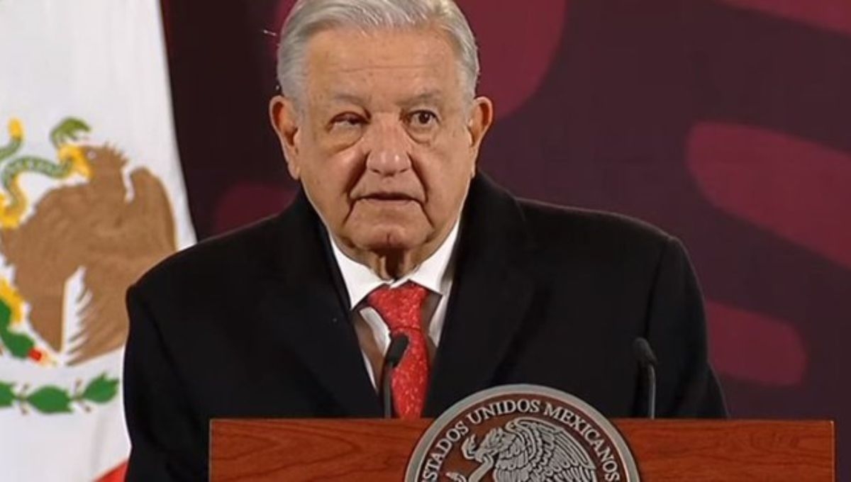 El presidente de la República, Andrés Manuel López Obrador, apareció este lunes nuevamente con un “tutupiche” en el ojo derecho; “ya se va a quitar”, dijo