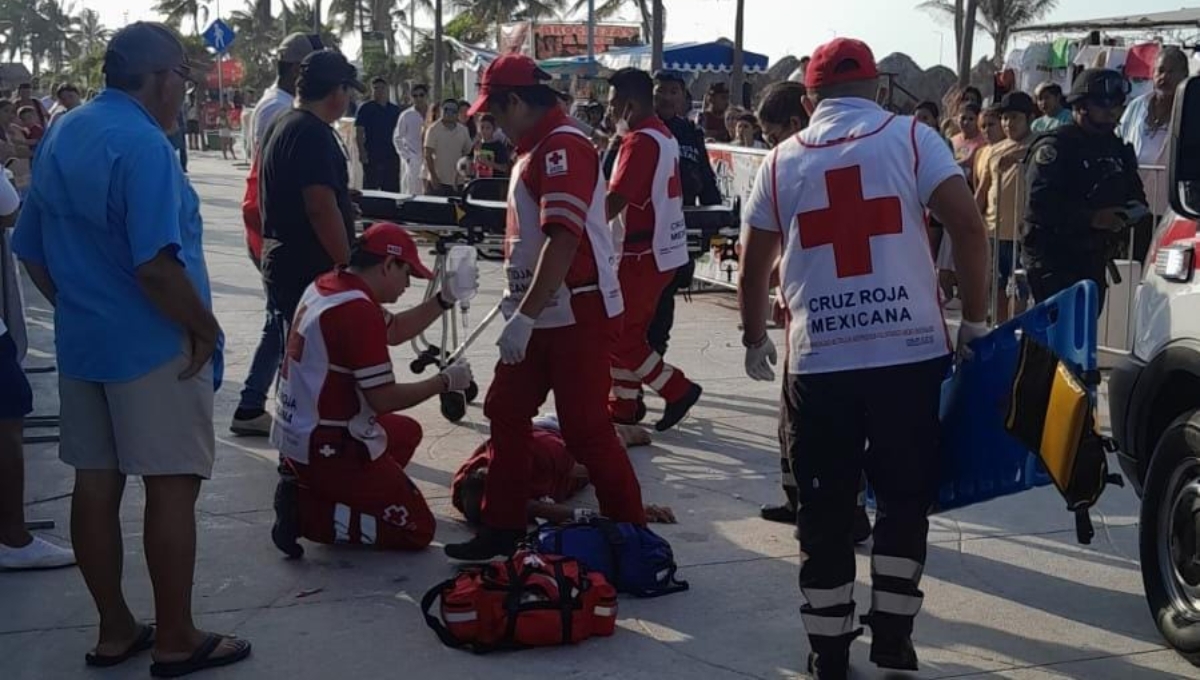 Turista se desmaya en el malecón de Progreso