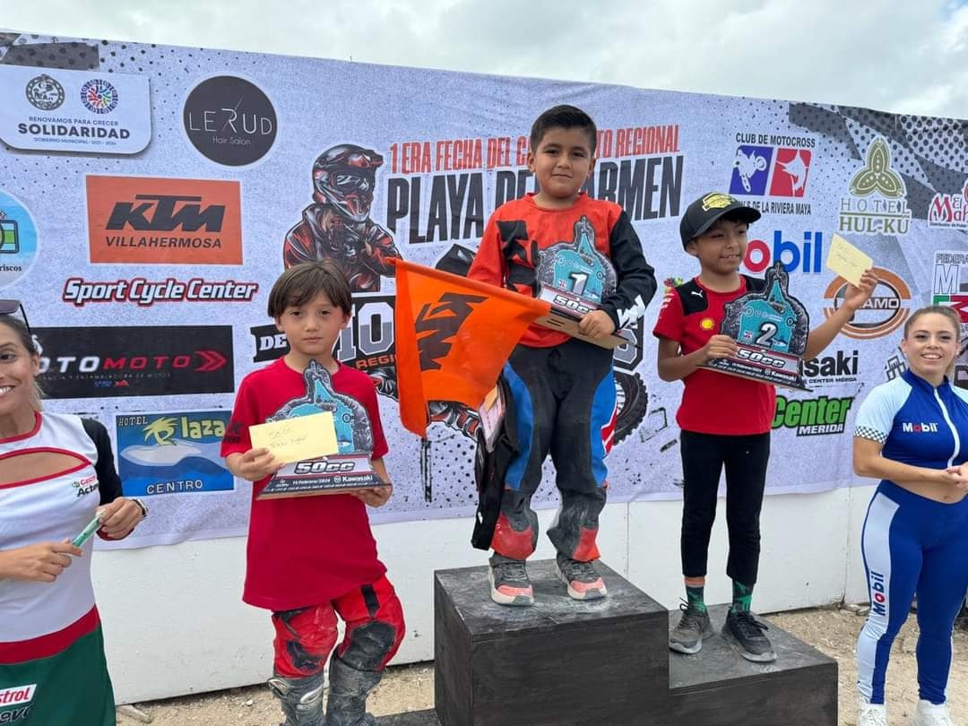 Nicolás Trejo, el piloto de ocho años que dominó el Campeonato Regional de Motocross en Playa del Carmen