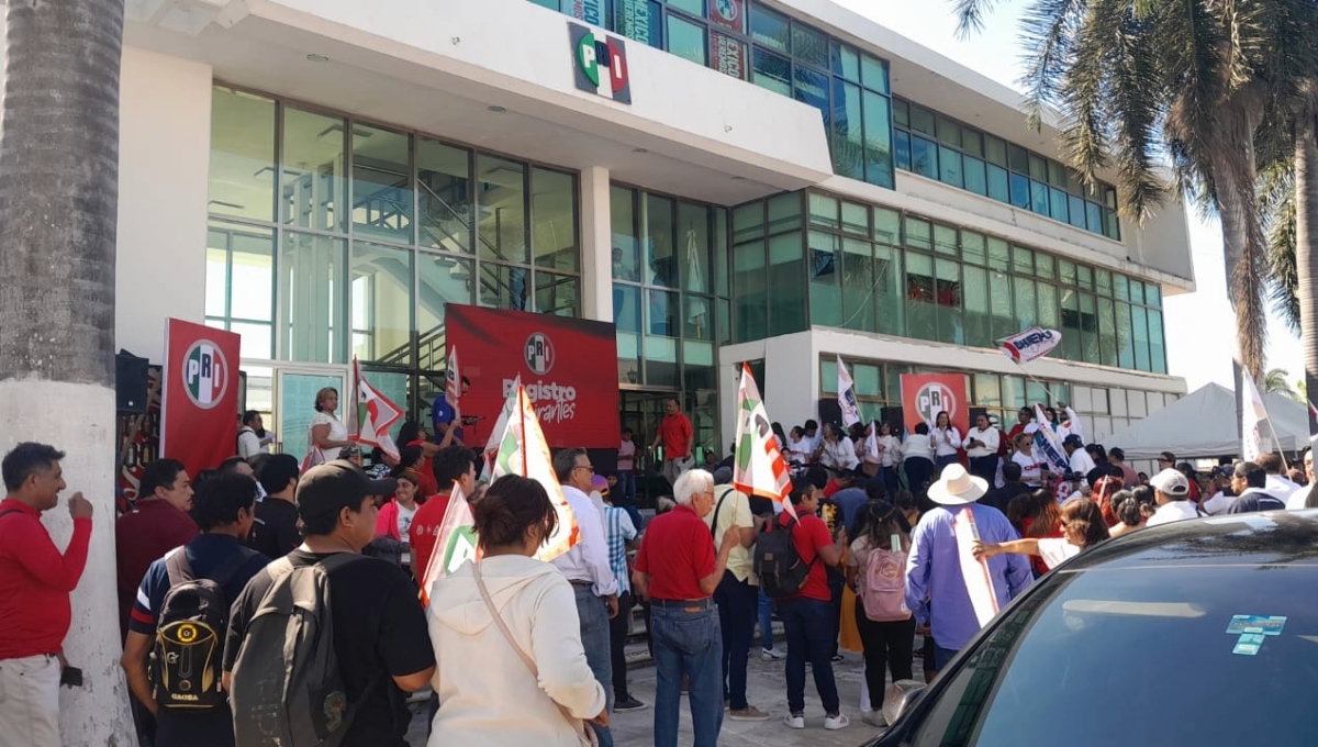 Elecciones 2024 Campeche: PRI realiza registro de aspirantes