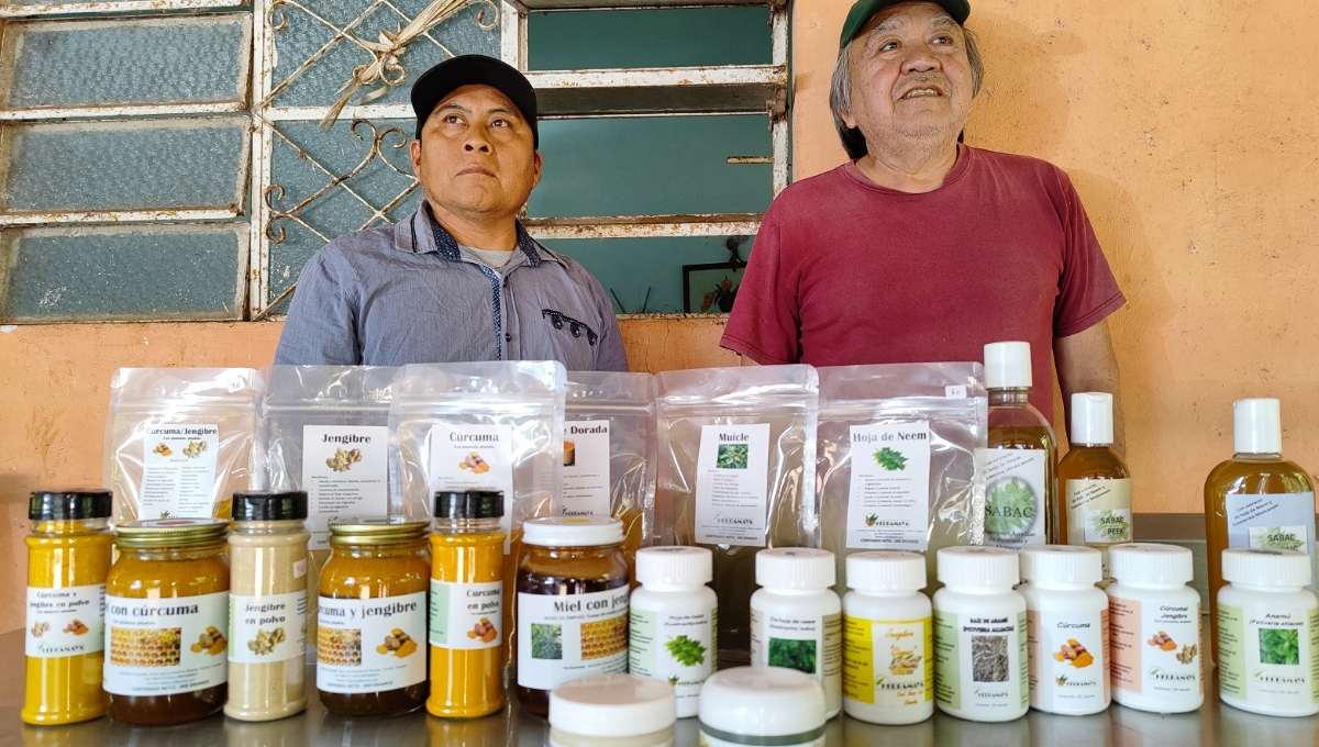 Dos hombres han dedicado 20 años de su vida a elaborar medicina tradicional en Tizimín