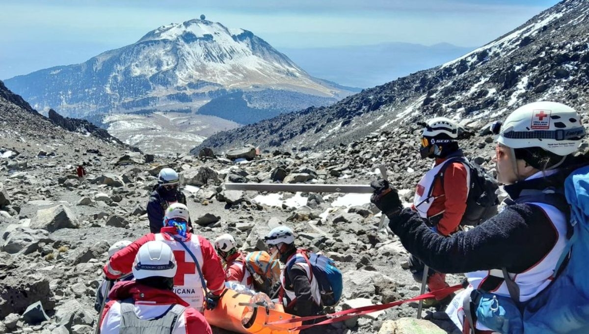 Cruz Roja de Puebla confirma muerte de una alpinista en el Pico de Orizaba