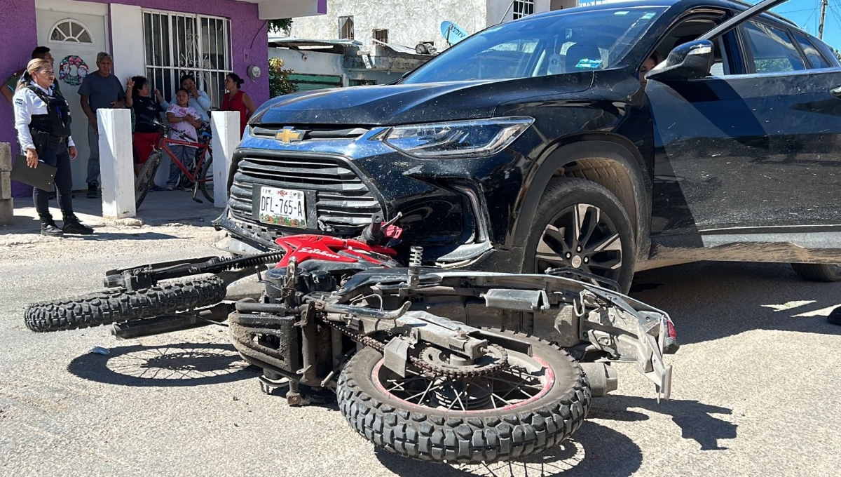 Automovilista atropella a un motociclista en Chiná, Campeche