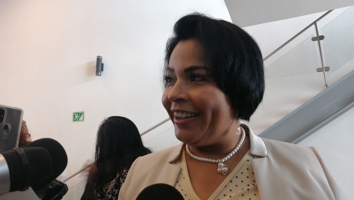 La fiscal de Guerrero, Sandra Luz Valdovinos Salmerón, informó que desistió de la solicitud de licencia y retomará sus funciones