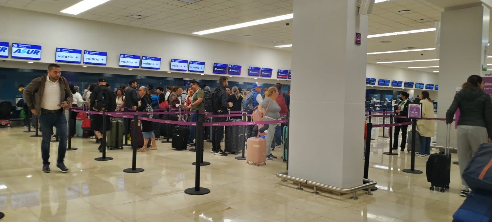 Volaris retrasa más de dos horas el vuelo Mérida-CDMX