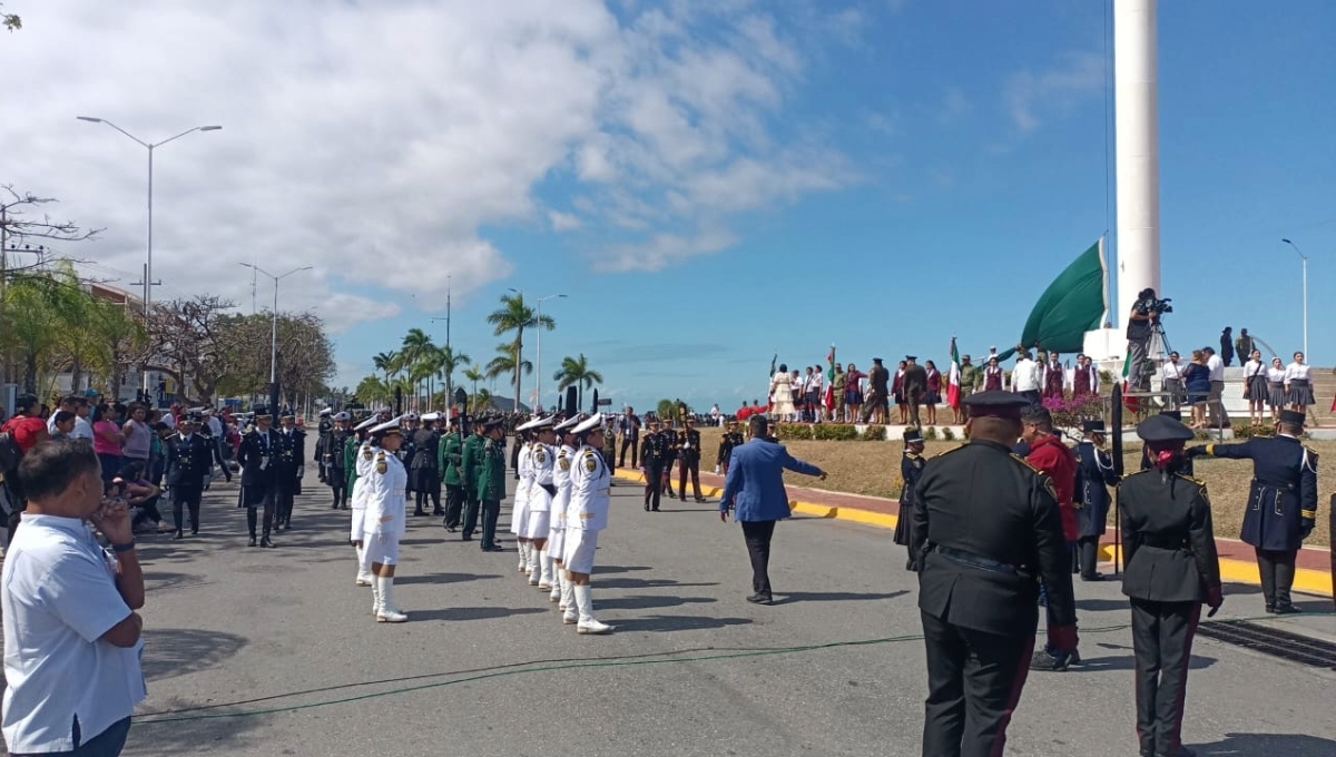 Ceremonia por el Día de la Bandera de México en Campeche: EN VIVO
