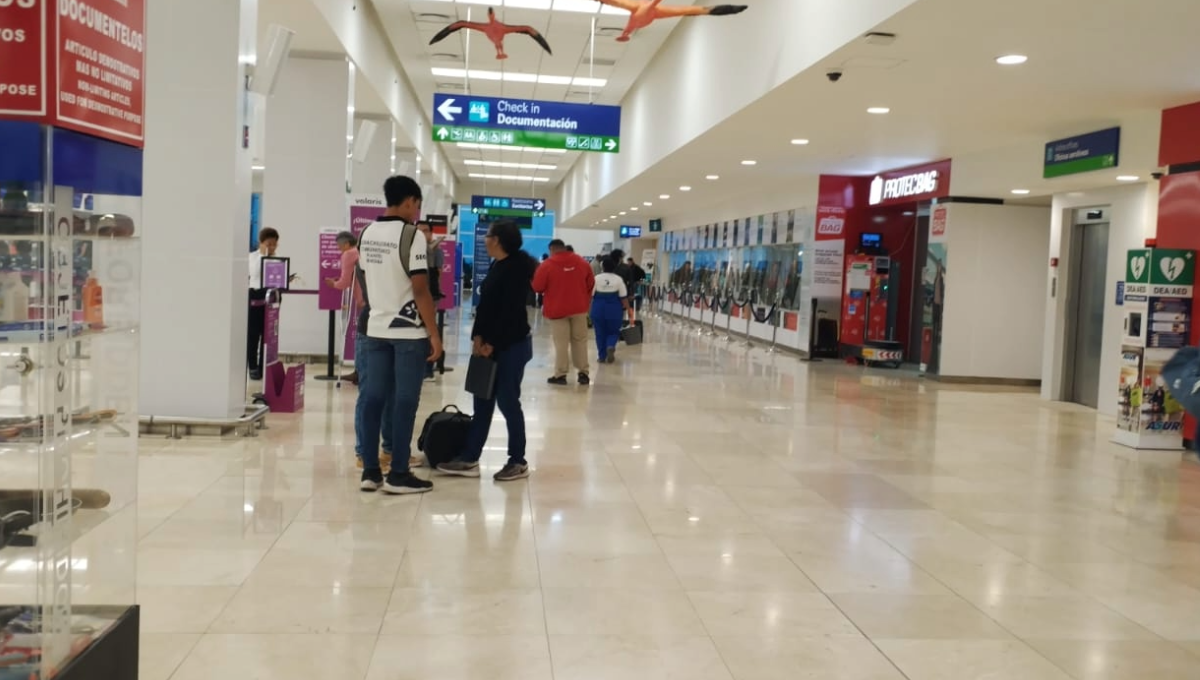 Detienen a tres indocumentados de Brasil en el aeropuerto de Mérida
